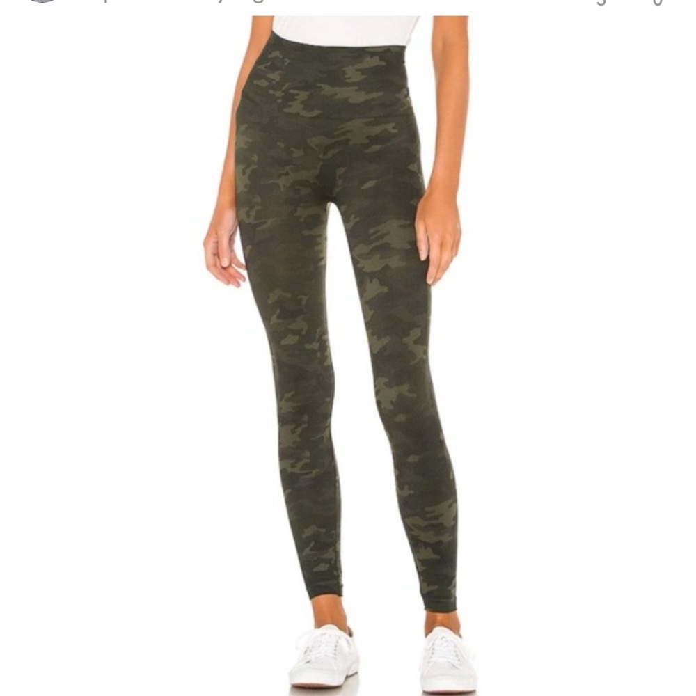 Spanx Seamless Camo Camouflage Leggings Green Compression Small 405